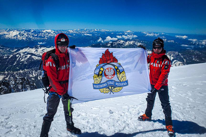 Zdobyli Mont Blanc dla Fundacji Dorastaj z Nami