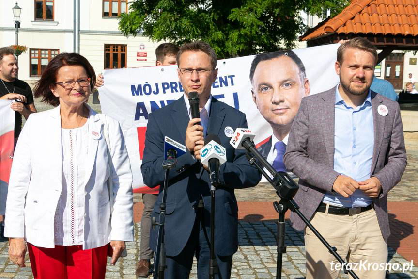 Bitwa o duszę narodu. Patryk Jaki na wiecu w Krośnie