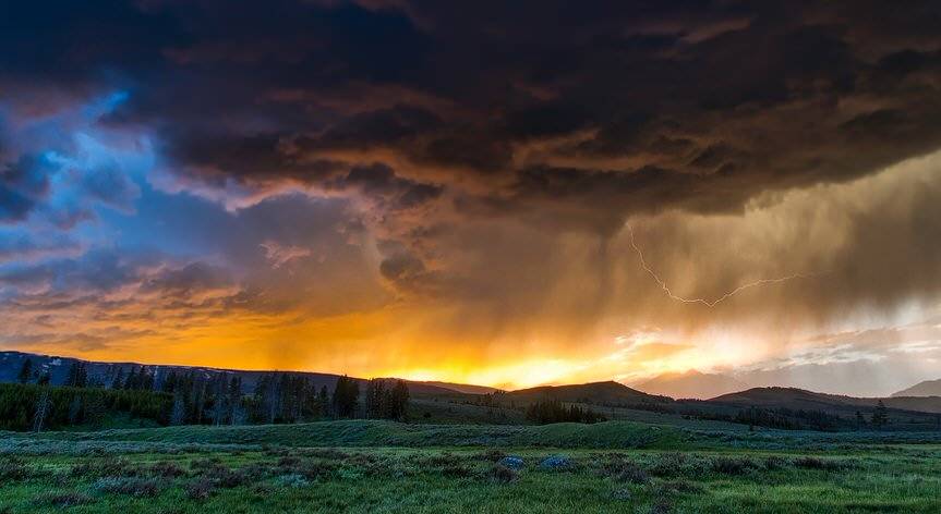 Ostrzeżenie meteo: silny deszcz z burzami i gradem