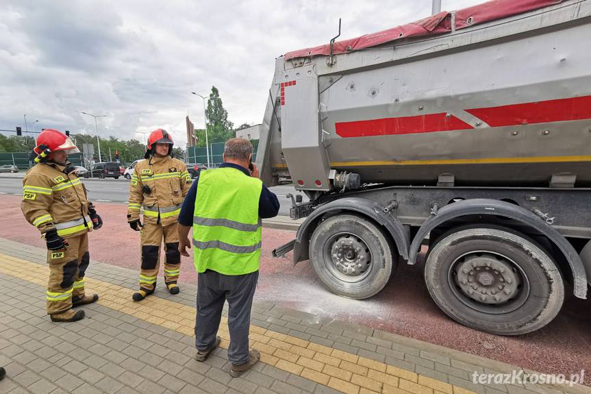 Zatarte łożysko, interweniowali strażacy