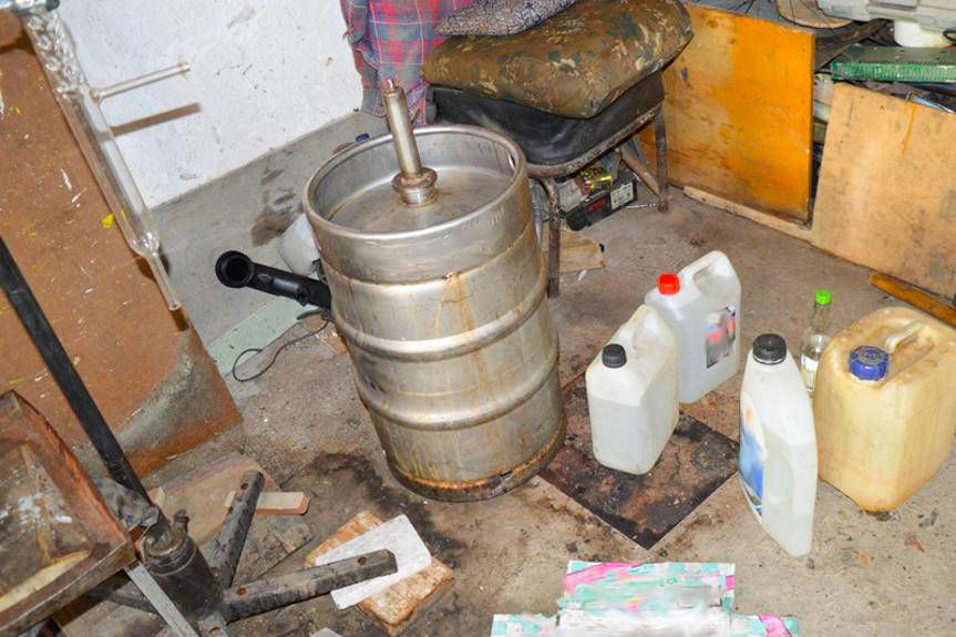 Nielegalne bimbrownie w powiecie krośnieńskim