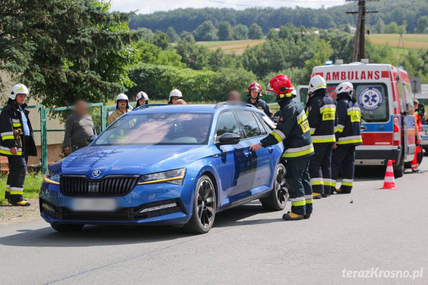 Motorowerem najechał na tył skody