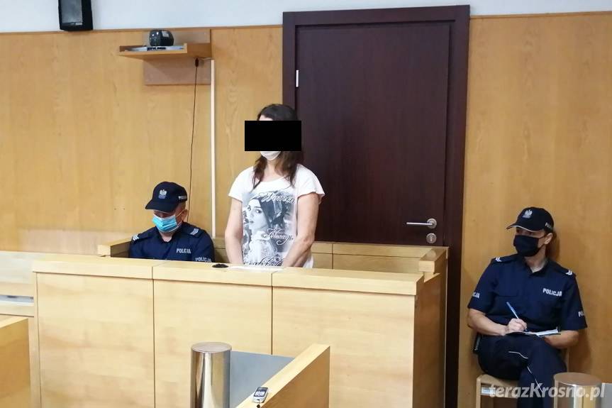 Kobieta oskarżona o śmiertelne pobicie mieszkańca Leska