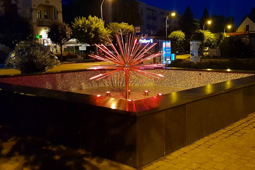 Fontanna w Krośnie po remoncie. Jak się prezentuje?