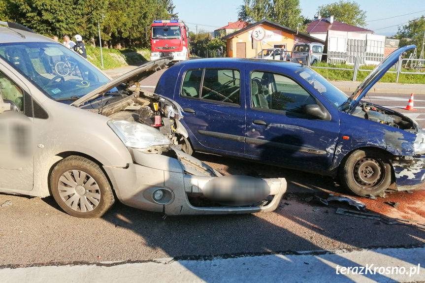 Jabłonica Polska. Zderzenie na skrzyżowaniu