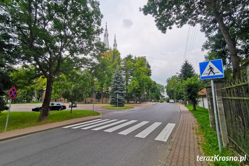 Jedlicze. Zbudują przejścia z bajerami