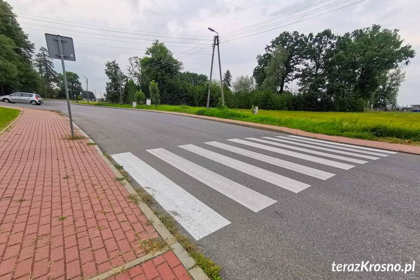 Jedlicze. Zbudują przejścia z bajerami