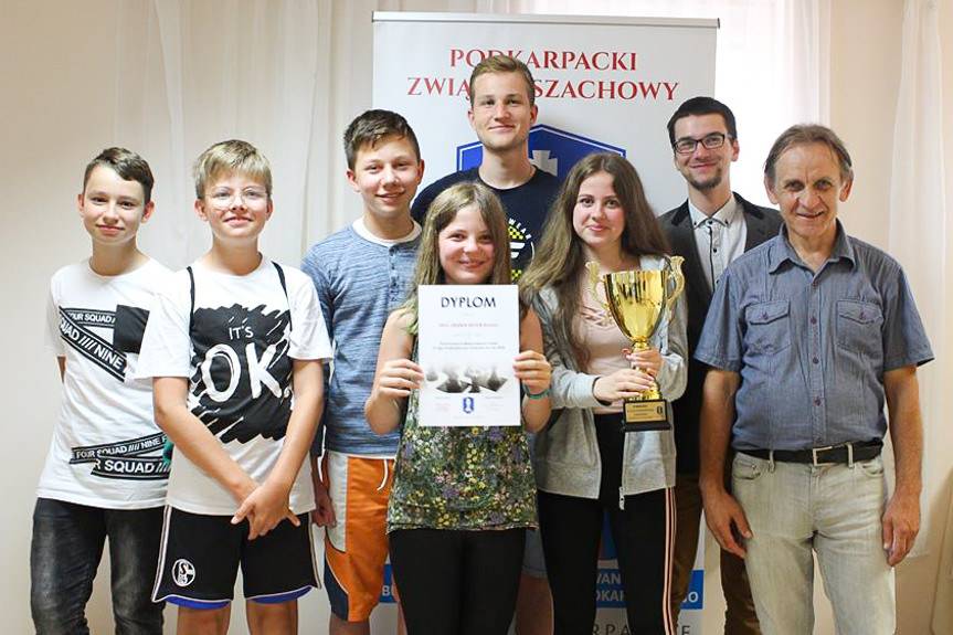 Szachiści Uranii Krosno w II lidze juniorów