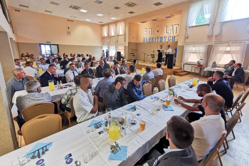 Błękitni Żeglce. Od 60 lat ich pasją jest sport