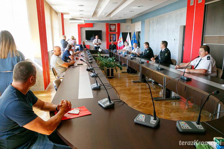Strażacy z powiatu krośnieńskiego otrzymają nowy sprzęt