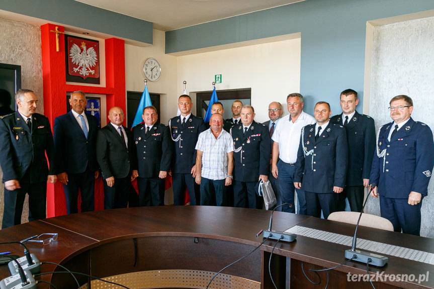 Strażacy z powiatu krośnieńskiego otrzymają nowy sprzęt