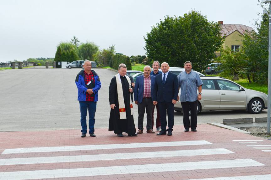 Biało-czerwone przejścia dla pieszych w Iwoniczu