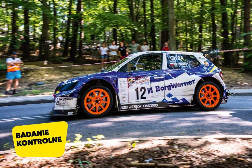 Samochody wyścigowe przy VIVO! Krosno