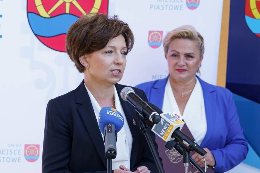 Głowienka. Otwarcie żłobka z minister i z wojewodą