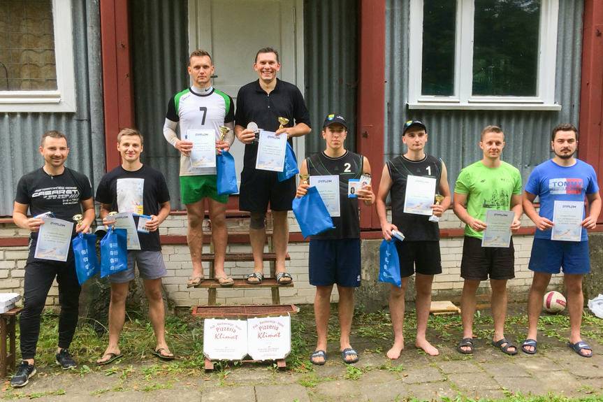 III Mistrzostwa Gminy Iwonicz-Zdrój w siatkówce plażowej
