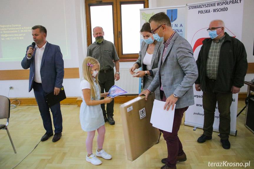 Pozwólmy zwisać nietoperzom