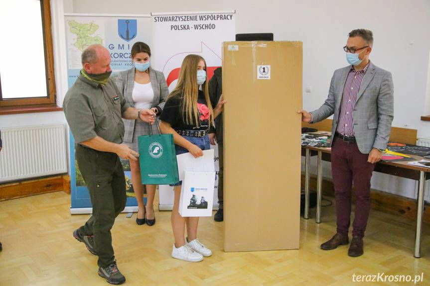 Pozwólmy zwisać nietoperzom