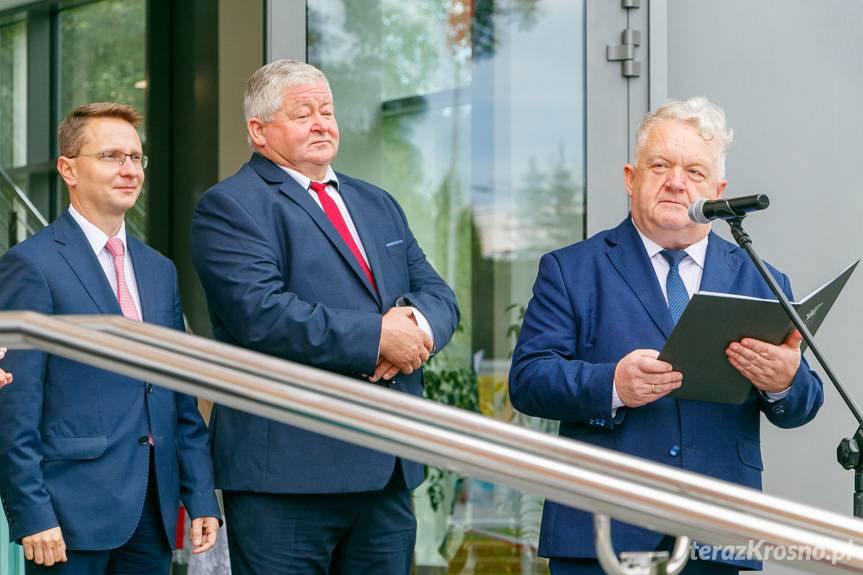 Okazały Dom Kultury i Złote Gody w Rymanowie