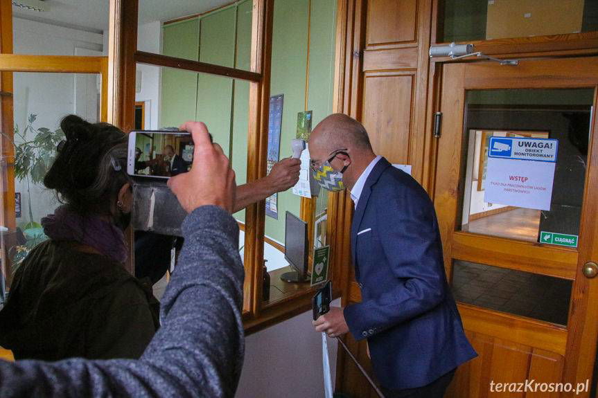 Protest przed RDLP w Krośnie. Czy zgromadzenie było legalne?