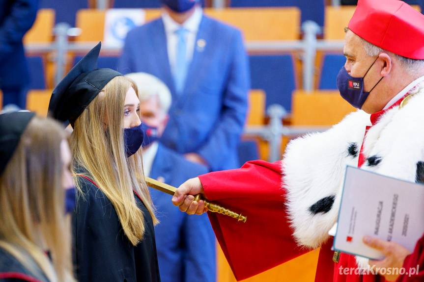 Inauguracja roku akademickiego w Karpackiej Państwowej Uczelni w Krośnie, dawnej PWSZ