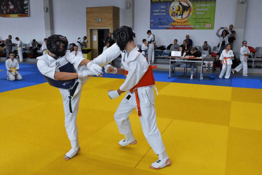 Sukcesy karateków Krośnieńskiego Klubu Kyokushin Karate