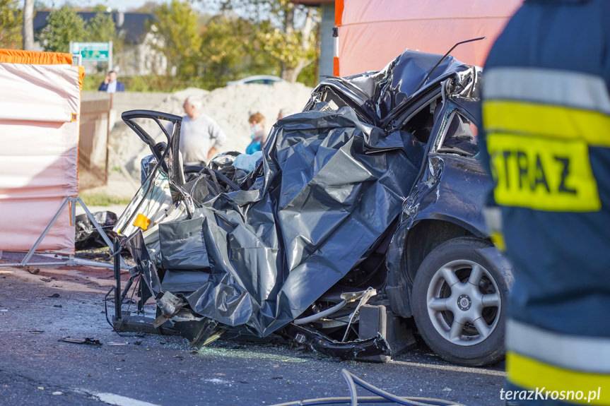Śmiertelny wypadek na granicy Pustyn i Targowisk. Zablokowana DK19 