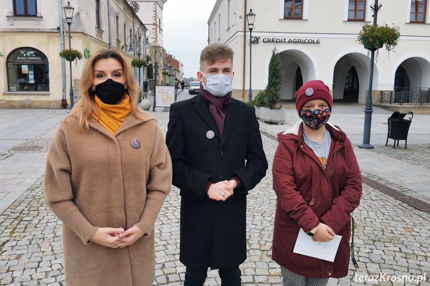 Krosno. Minister Czarnek dolewa oliwy do ognia 