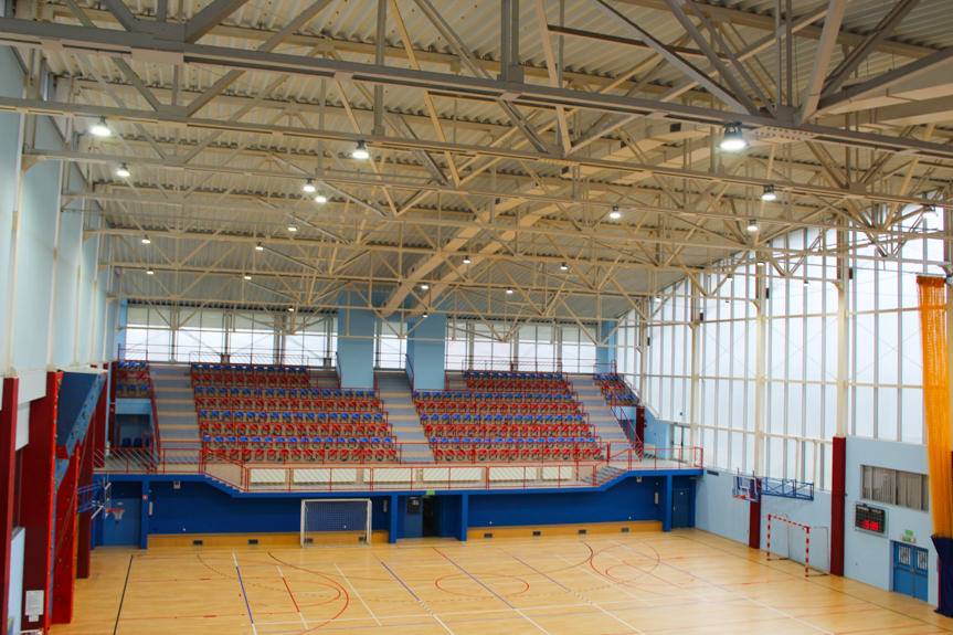 Nowe oświetlenie w hali GOSiR w Jedliczu