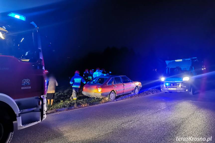 90-latek został potrącony przez własny samochód