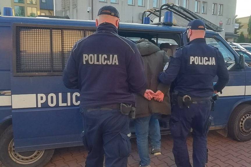 REGION. Oszuści samochodowi w rękach policji