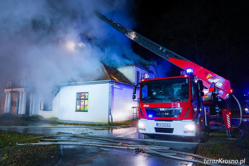 Pożar Dworu Sulimirskich w Kobylanach
