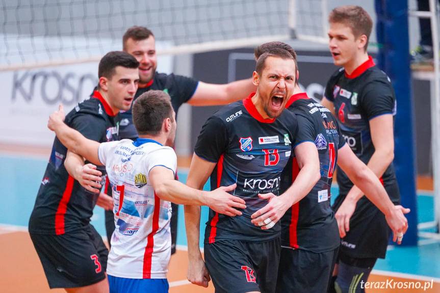 Karpaty Krosno Glass-KPU w Krośnie - Arka Tempo Chełm 3:1 