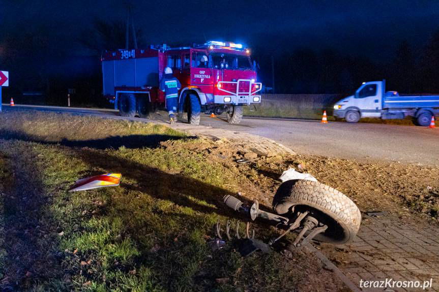 Kompletnie pijany wypadł z drogi dostawczakiem