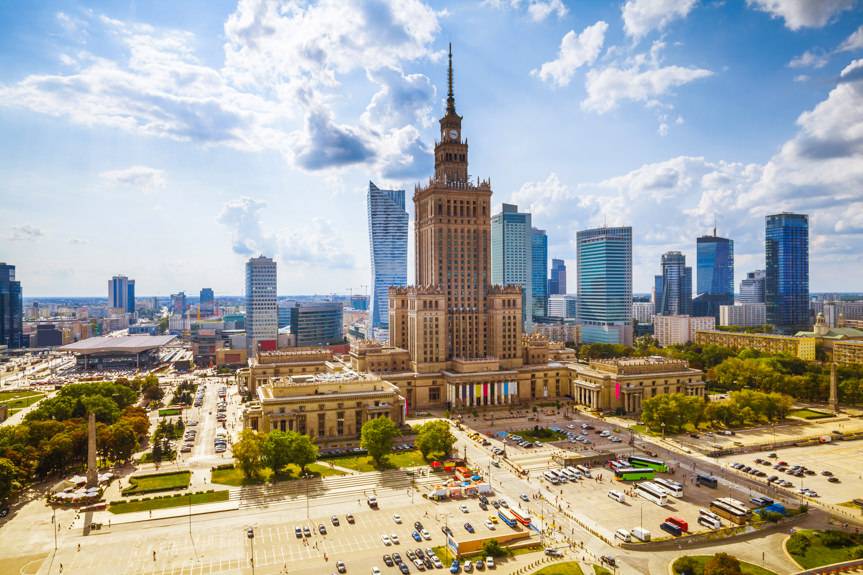 Warszawa i Besko pomagają Korczynie