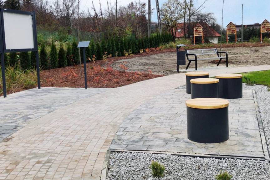 Odnowiono obelisk upamiętniający Ignacego Łukasiewicza