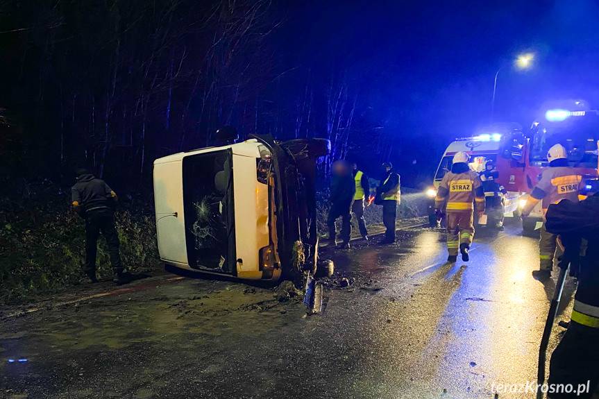 Kolizja busa w Korczynie