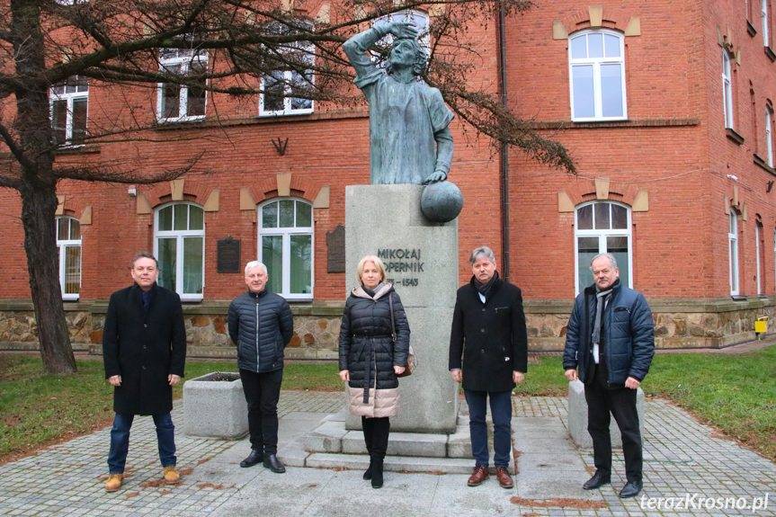 Absolwenci I LO w Krośnie założyli Stowarzyszenie. Jak chcą pomóc szkole?