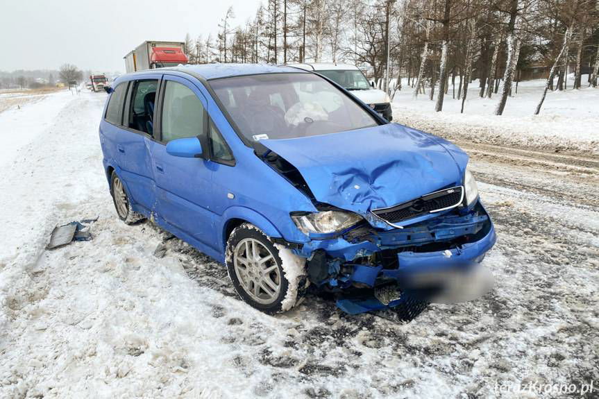 Rymanów. Czołowe zderzenie dwóch samochodów