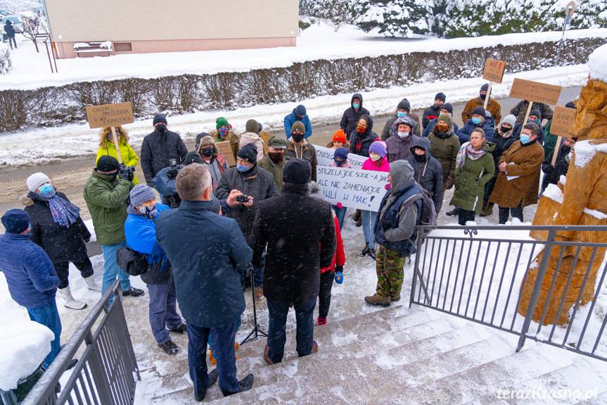 Precz z kamieniołomem w Iwli! Mieszkańcy protestowali w Dukli