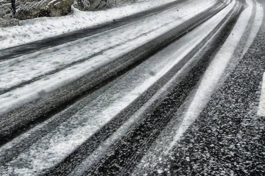 Ostrzeżenie przed gołoledzią w Krośnie i powiecie krośnieńskim
