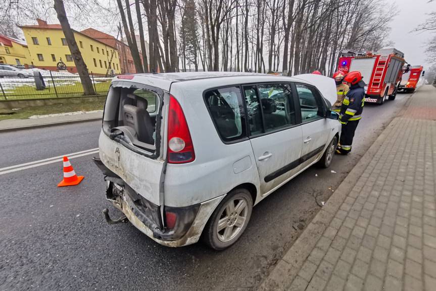 Zderzenie BMW i renault w Miejscu Piastowym