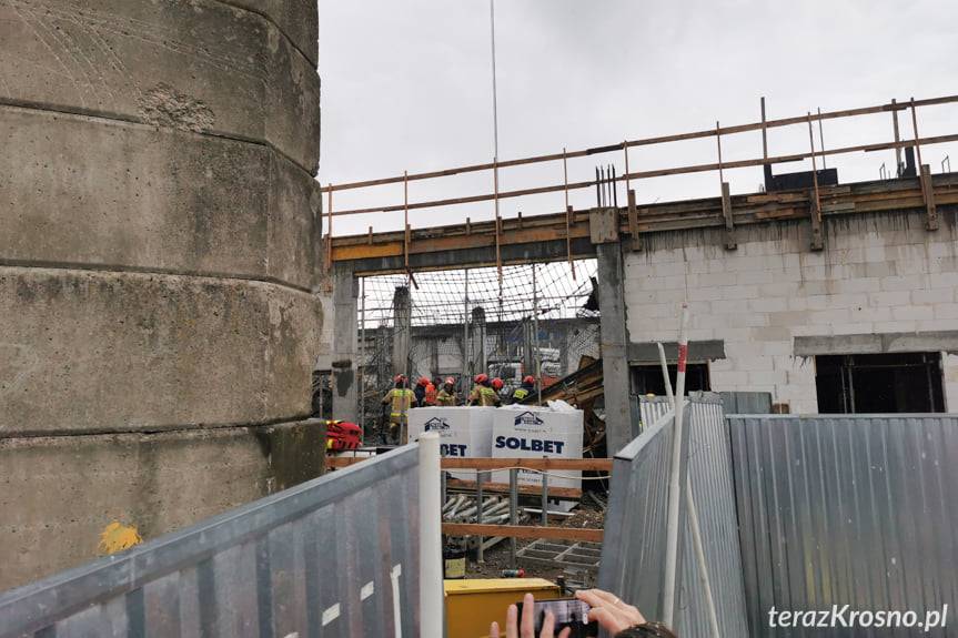 Wypadek na placu budowy w Krośnie. Nie żyje 60-latek