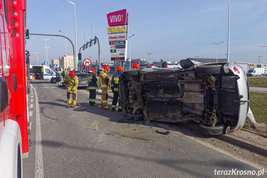 Zderzenie dwóch samochodów na ul. Bieszczadzkiej w Krośnie