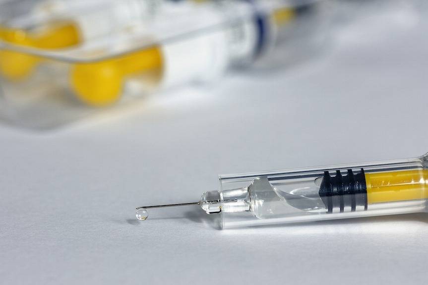 Zmarł mieszkaniec powiatu krośnieńskiego zaszczepiony przeciwko COVID-19