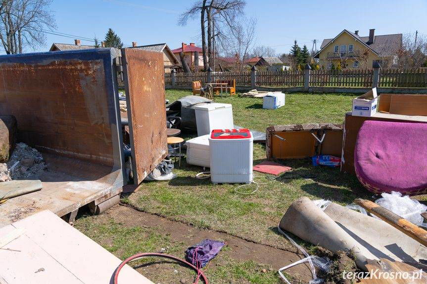 Ekipa programu "Nasz Nowy Dom" pomaga w Żarnowcu