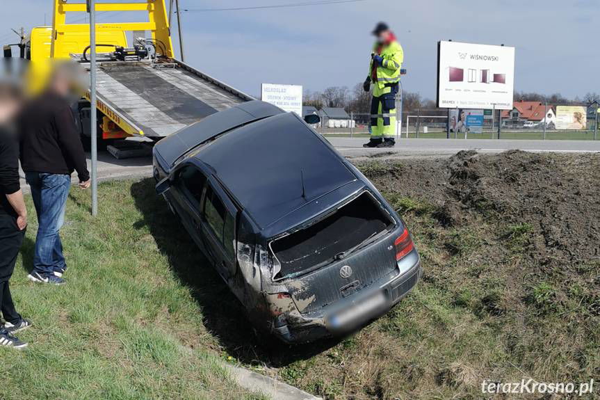 Zderzenie dwóch volkswagenów w Rogach