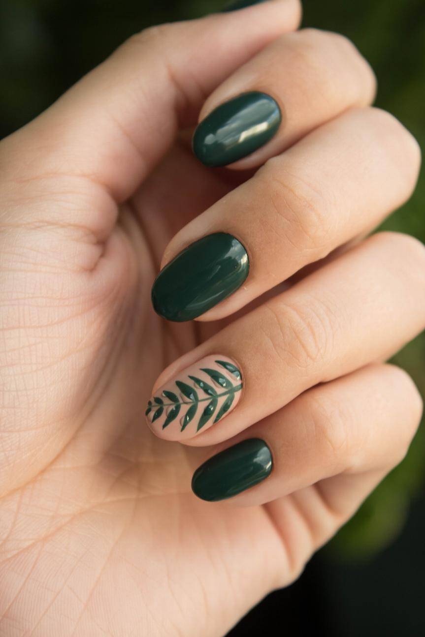 Manicure hybrydowy w domu - to prostsze niż myślisz!