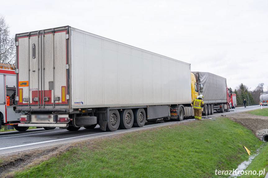 Zderzenie ciężarówek w Rogach