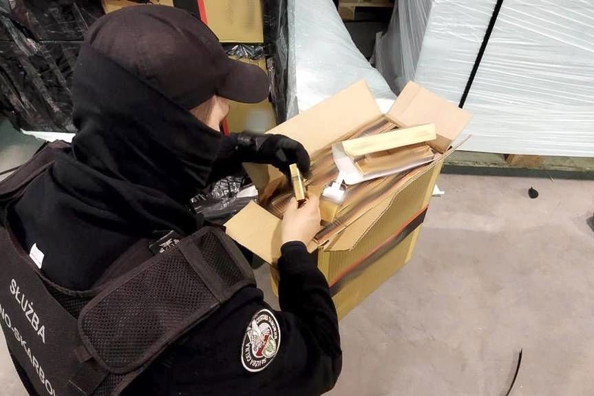 Gigantyczny przemyt papierosów w Barwinku