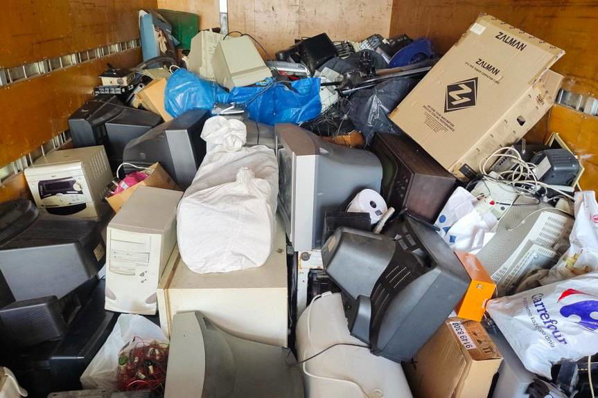 Sukces akcji "drzewko za elektrośmieci". Zebrano 4 tony odpadów